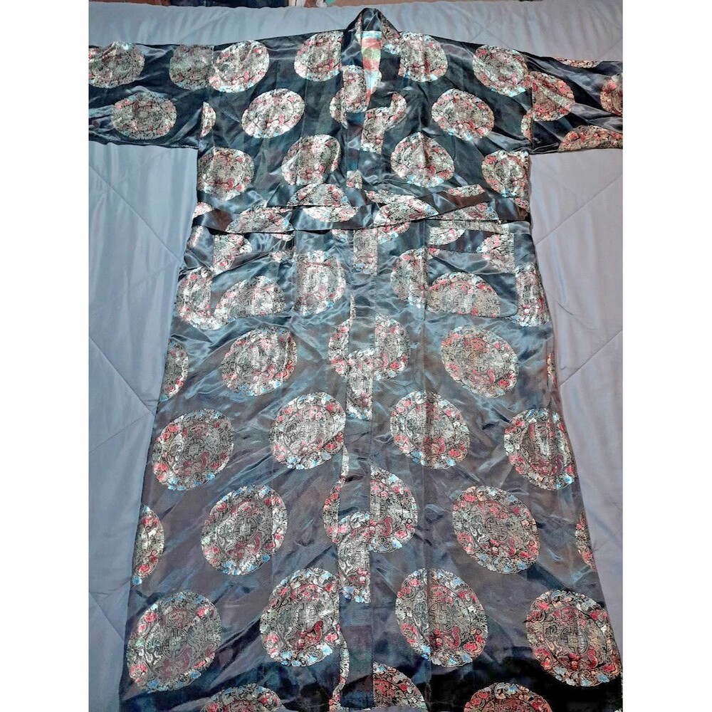 Vintage silk Kimono Robe Black, Green, Rise And Gold XL NWOT 53" Long